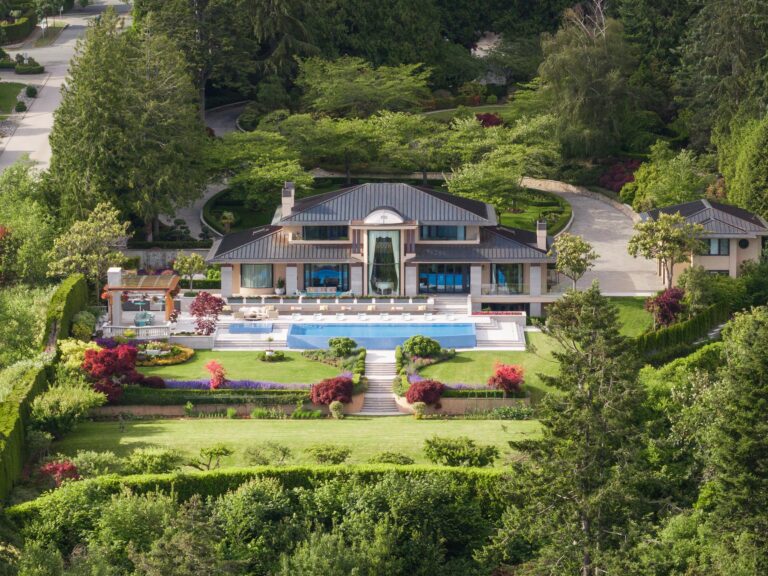 drone view of Vancouver estate with pool by Teragon